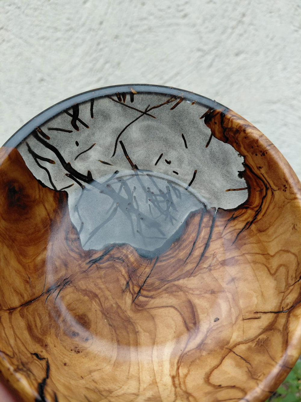 Bol olivier et résine Bol en bois d'olivier avec résine époxy décorative